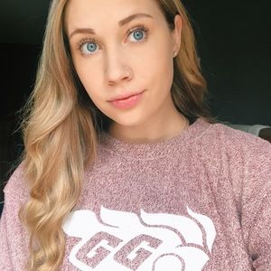 Meet your Posher, Carter